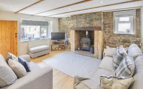 Host & Stay - Eden Cottage